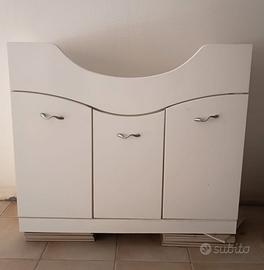 Lavabo e mobile 3 ante con miscelatore 