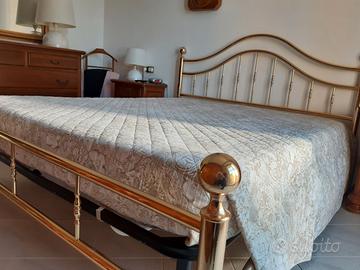 Letto matrimoniale ottone placcato oro zecchino