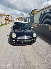 mini cooper benzina