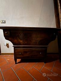 Madia in legno massello stile classico