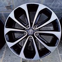 Cerchi in lega originali Nissan Qashqai 19” 