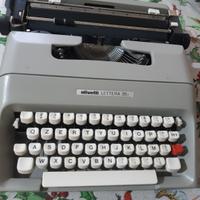 Macchina da scrivere 