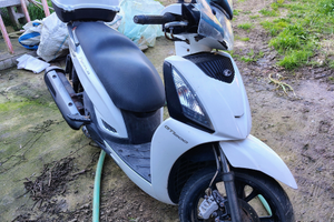 Kymco People GT 200i (2014) - Solo 26.000 km