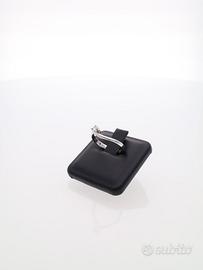 Anello solitario oro bianco con diamante – Comete