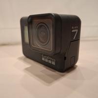 GoPro Hero 7 Black + vasta serie accessori 