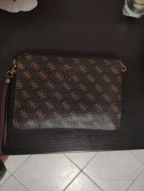 Pochette Guess