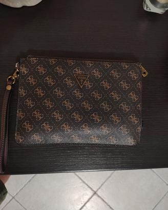 Pochette Guess