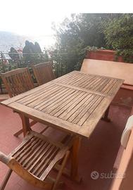 Tavolo da giardino in legno con 4 sedie