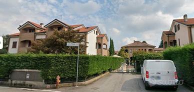 Bilocale con garage e cantina Bernareggio