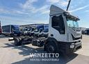 iveco140e28-eurocargo-a-telaio-con-traino-