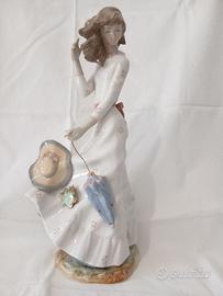 Lladrò Statua Donna Porcellana