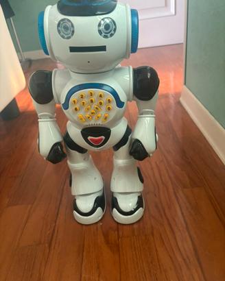 Robot giocattolo