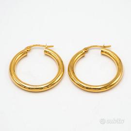 Orecchini Unaerre oro giallo 9kt a cerchio MO1006