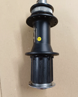 Mozzo posteriore Shimano XT 12x142