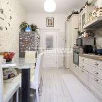 Appartamento con due camere e garage