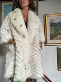 Pelliccia volpe bianca