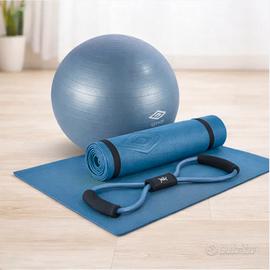 Set Fitness Umbro (Tappetino, palla ed elastico)