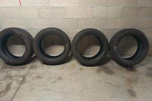 gomme estive 215/55f18
