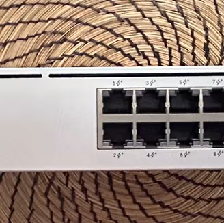 Switch Ubiquiti 24 poe