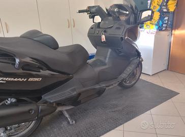 Suzuki Burgman 650 Executive