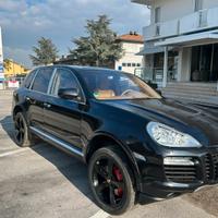 PORSCHE CAYENNE 4800 turbo 500CV
