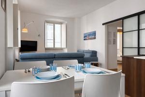 Bilocale a 1 minuto da Piazza Unità - centro