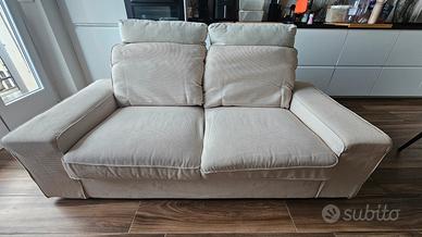 Divano Kivik IKEA - con poggiatesta in omaggio 