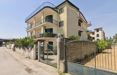 3 LOCALI A CASANDRINO