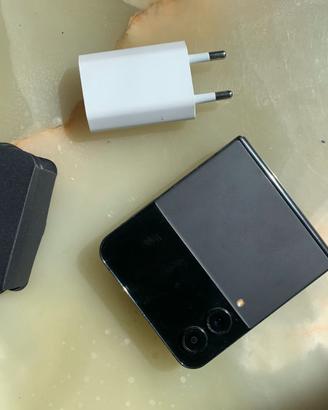 Samsung Galaxy z flip 4