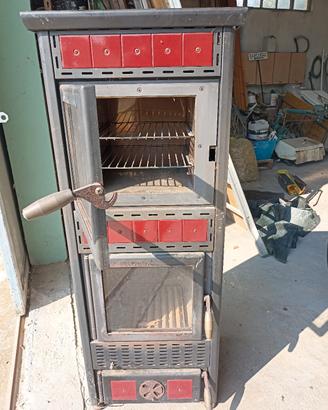 stufa a legna con forno 
