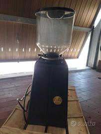 Macinacaffè elettrico per chicchi di caffè