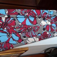 Pantaloni donna nuovi, motivo a fiori