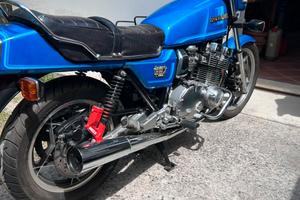 Suzuki 1100