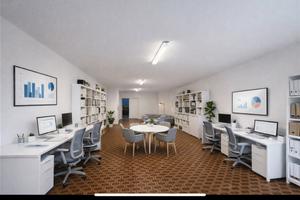 Locale commerciale 100mq