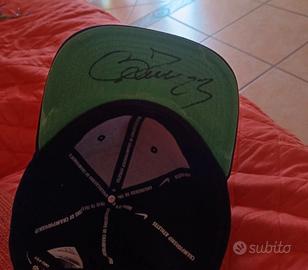 cappello Nike firmato ieri dal giocatoredell'Inter