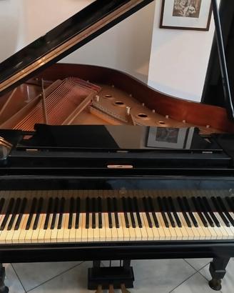 Pianoforte  mezza coda Steinway & Sons