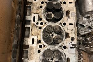 Testata Motore g9ua7 Renault Master 2.5 dci