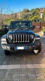 Jeep wrangler rubicon