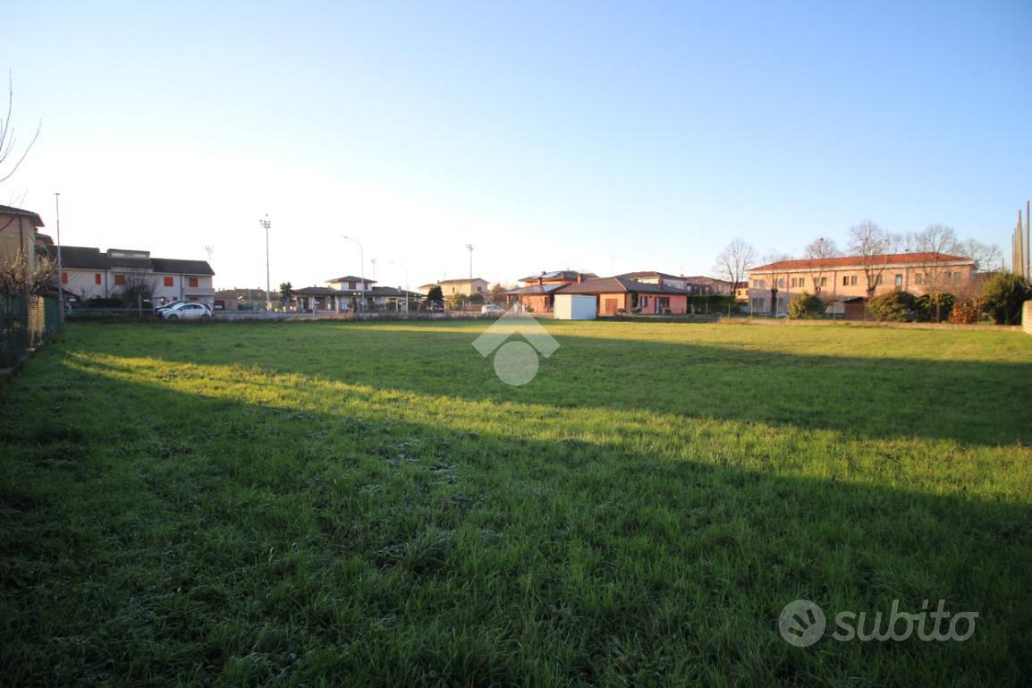 TER. RESIDENZIALE A ROVERBELLA - Vista 2