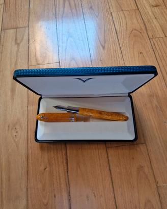 Visconti amigdala stilografica 