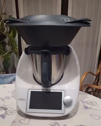 Bimby TM6 con accessori e Affettatutto