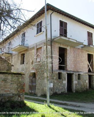 Casa indipendente di 571 m² con più di 5 locali e 
