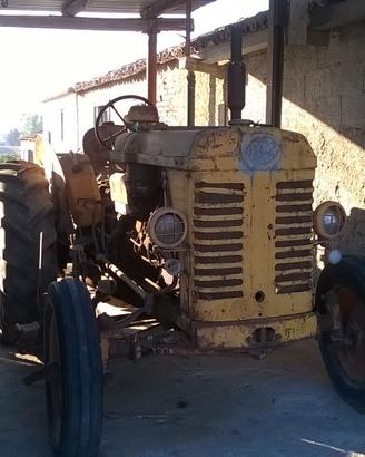 Trattore d'epoca OM 50 R