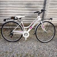 Bicicletta city bike donna 