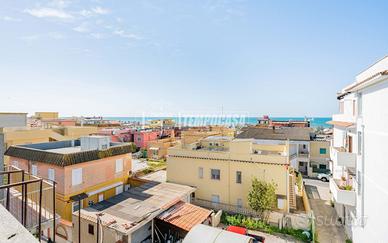 Appartamento a Fiumicino Via Monastir 4 locali