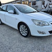 Opel Astra 1.7 CDTI 110CV Sports Tourer Cosmo