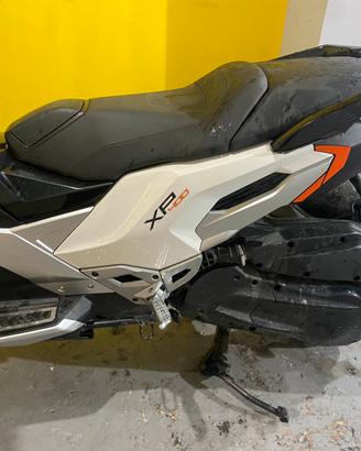 Xp 400 ricambi