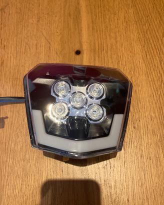 faro a led ktm