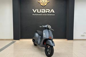 Piaggio Vespa 310 GTS hpe