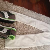 Saucony pantaloni collana maglietta Diesel
